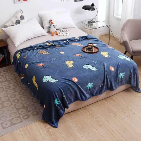 LUNA HOME Fleece Blanket 200*230cm Super Soft Throw Dino Design, Blue Color. LUNA HOME Fleece Blanket 200*230cm Super Soft Throw Dino Design, Blue Color.