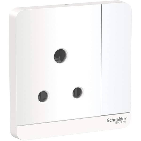 Schneider Electric Avatar On Switch Socket 3p, 15 A, 250 V, White