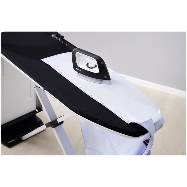 Miele FashionMaster Steam Ironing System B 3847 Miele FashionMaster Steam Ironing System B 3847