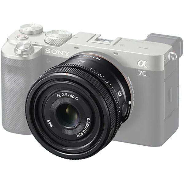 Sony E 40mm F2.5 G Fisheye Lens Sony E 40mm F2.5 G Fisheye Lens