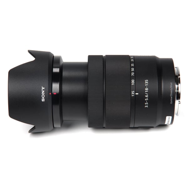 Sony SEL18135 E18-135 f/3.5-5.6 OSS Lens Sony SEL18135 E18-135 f/3.5-5.6 OSS Lens