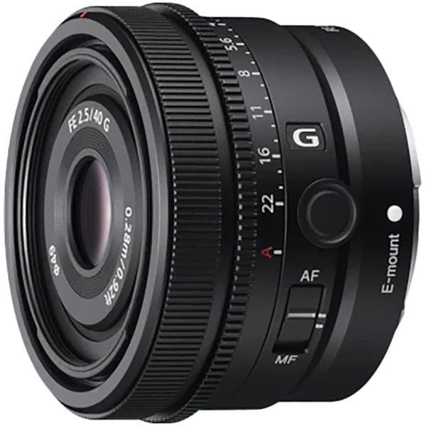 Sony E 40mm F2.5 G Fisheye Lens Sony E 40mm F2.5 G Fisheye Lens