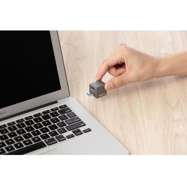 Maktar QubiiPro Backup iPhone/iPad Grey Maktar QubiiPro Backup iPhone/iPad Grey
