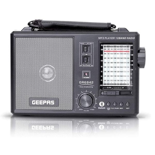 Geepas Rechargeable 10 Band Radio