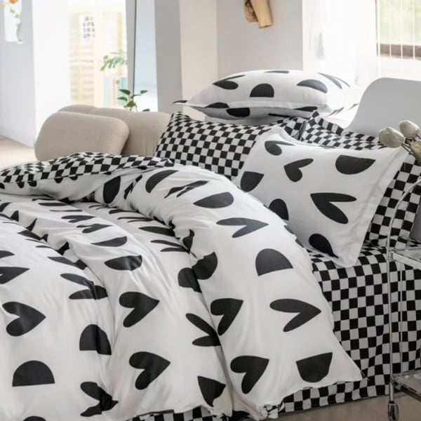Luna Home Queen/double Size 6 Pieces Bedding Set Without Filler, Black And White Color Heart Design
