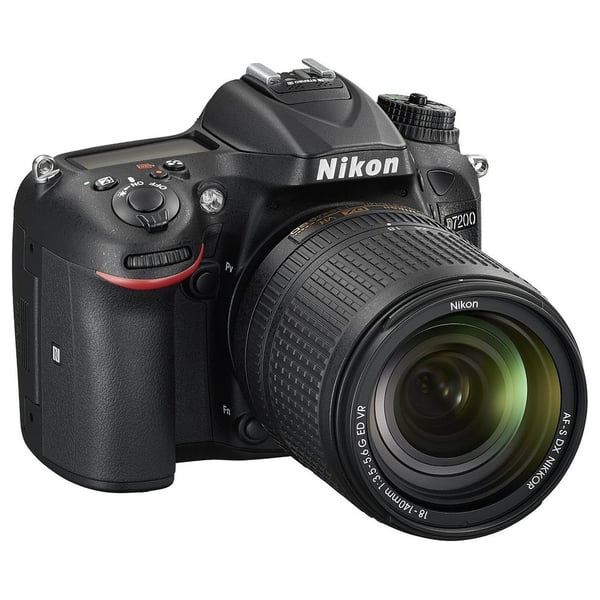 Nikon D7200 Digital SLR Camera + 18-140mm VR Lens