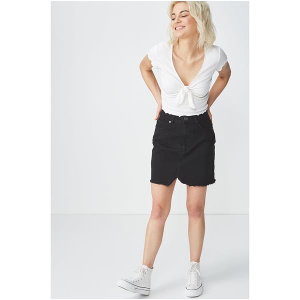 Black denim new arrivals skirt size 6
