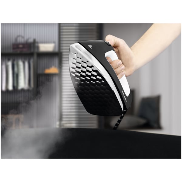 Miele FashionMaster Steam Ironing System B 3847 Miele FashionMaster Steam Ironing System B 3847