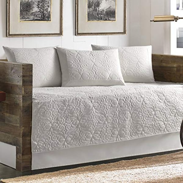 Tommy Bahama 5 Piece Quilted Daybed Cover Set White