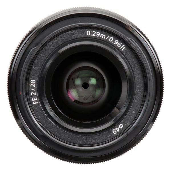 Sony FE 28mm f/2 Lens SEL28F20 Sony FE 28mm f/2 Lens SEL28F20