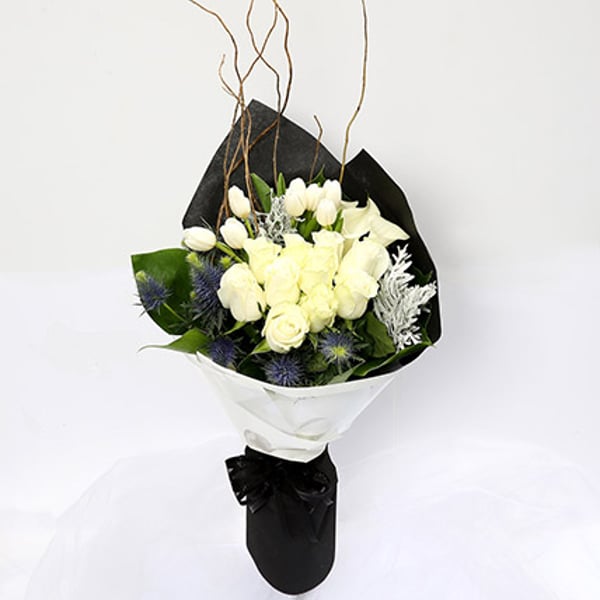White Roses & Tulips Mixed Bouquet White Roses & Tulips Mixed Bouquet