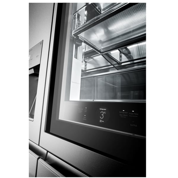 LG Refrigerator SIGNATURE InstaView Door-in-Door 950 Litres. Auto Open Door with Water Dispenser GRX33FGNGL LG Refrigerator SIGNATURE InstaView Door-in-Door 950 Litres. Auto Open Door with Water Dispenser GRX33FGNGL
