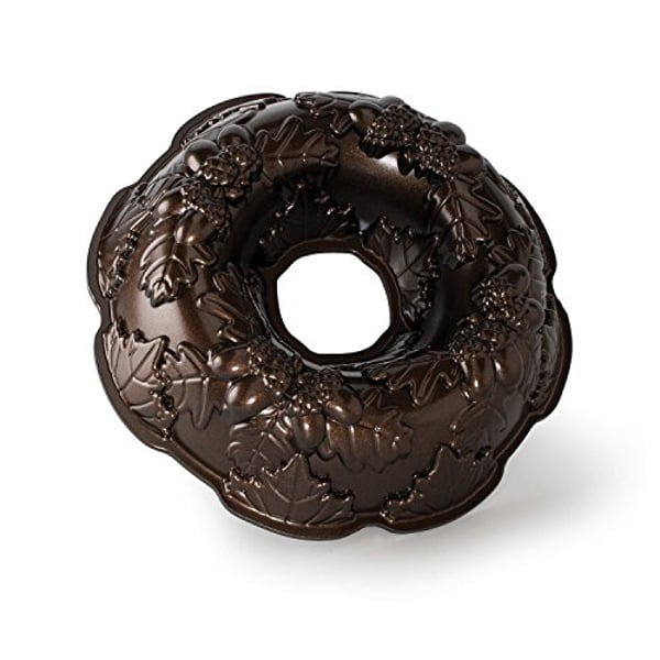 Nordic Ware Autumn Wreath Bundt Pan, Bronze